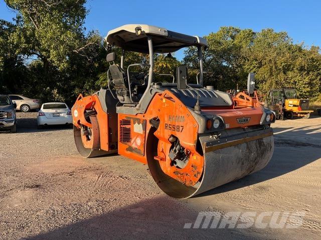 Hamm HD140VV Tandem Valser