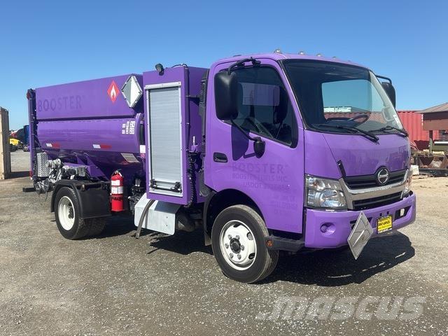 Hino 195 Tankbiler