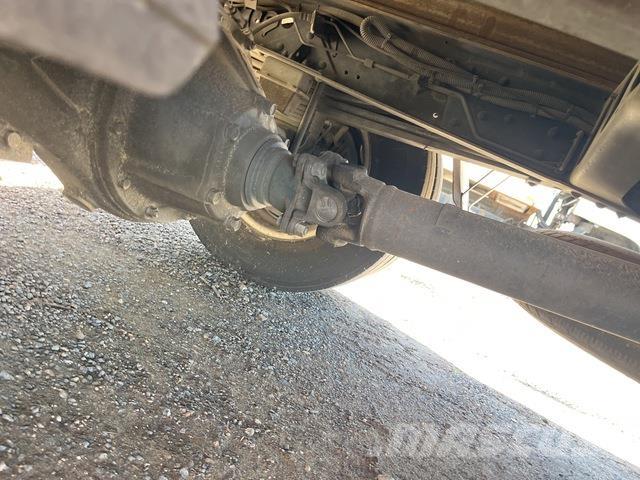 Hino 300 616 Skapbiler Frys/kjøl/varme