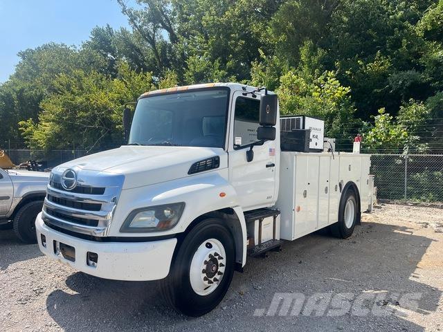 Hino 338 Kommunalt / generelt kjøretøy