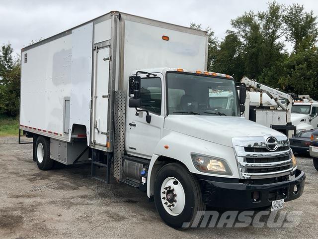 Hino 338 Renovasjonsbil