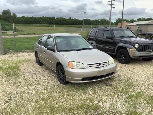 Honda Civic LX Personbiler