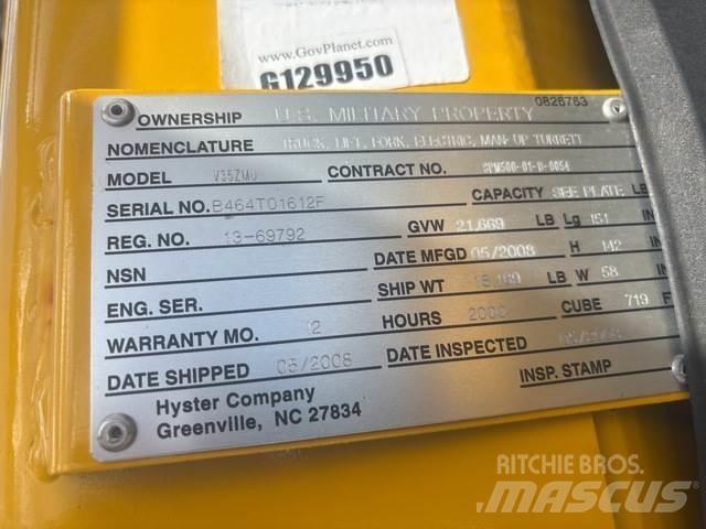 Hyster V35ZMU Middelsløftende plukketruck