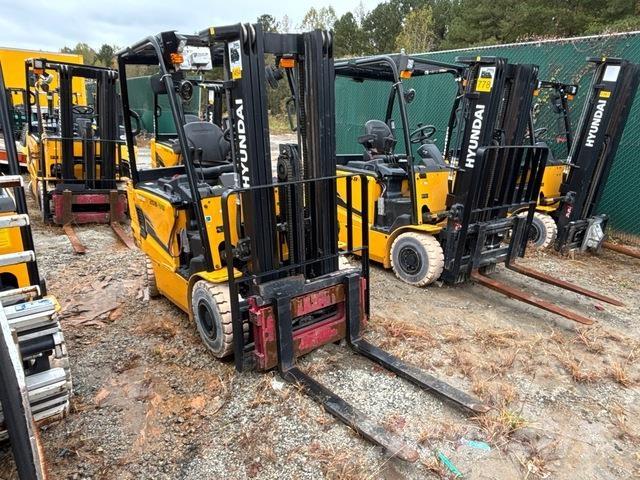 Hyundai 25B-9U Elektriske trucker