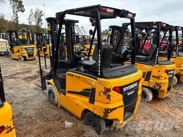 Hyundai 25B-9U Elektriske trucker