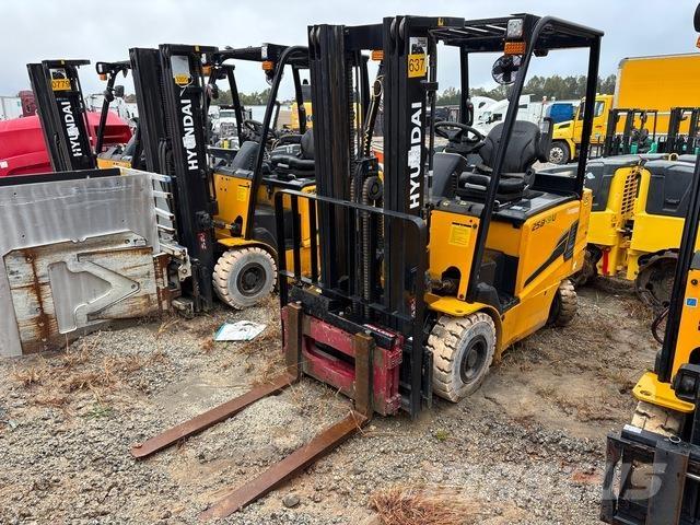 Hyundai 25B-9U Elektriske trucker