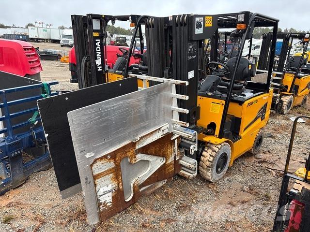 Hyundai 25B-9U Elektriske trucker