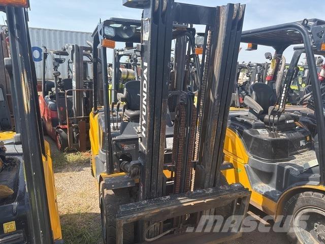 Hyundai 30D-9 Gaffeltrucker - Annet