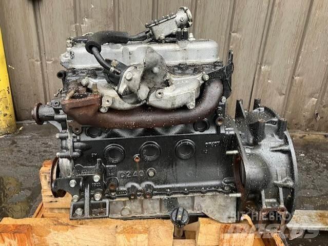 Isuzu C240 Motorer