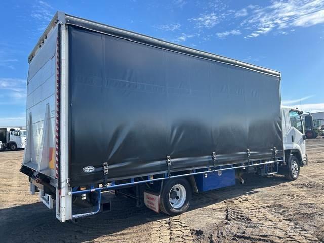 Isuzu FRR 600 Kapellbil