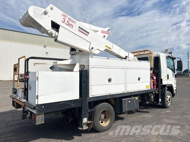 Isuzu FRR600 Bilmontert lift
