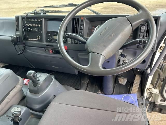 Isuzu FRR600 Bilmontert lift