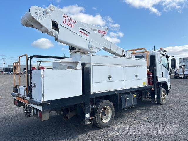 Isuzu FRR600 Bilmontert lift
