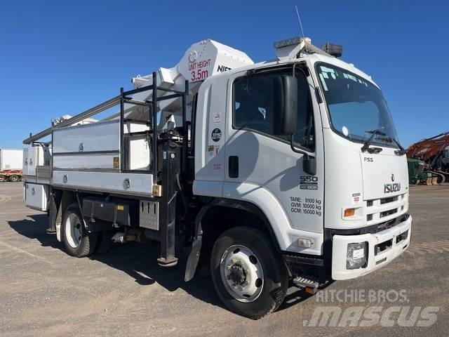 Isuzu FSS550 Bilmontert lift
