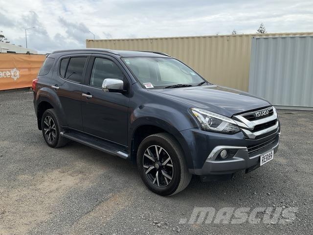 Isuzu MU-X 3 Personbiler