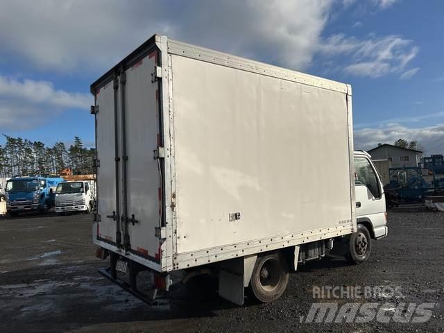 Isuzu NKR300s Anlegg - Annet