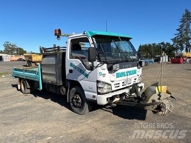 Isuzu NPR 450L Feiebiler