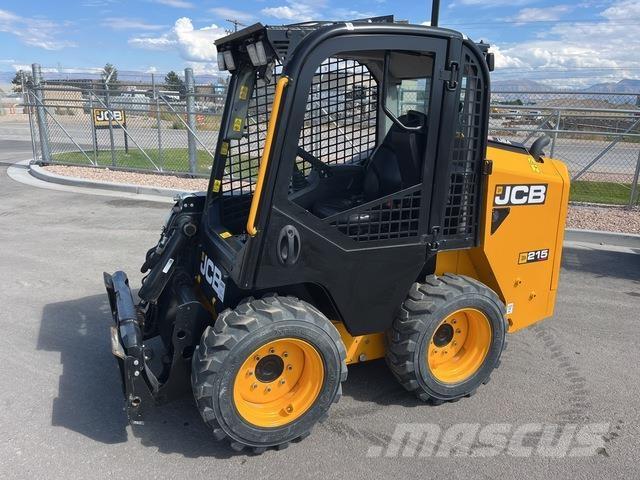 JCB 215 Kompaktlastere