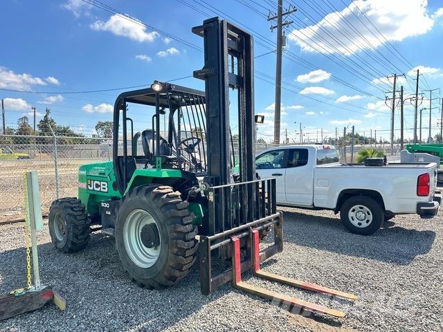JCB 930 Terrenggående gaffeltruck