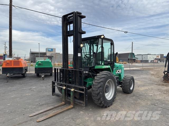 JCB 930 Terrenggående gaffeltruck