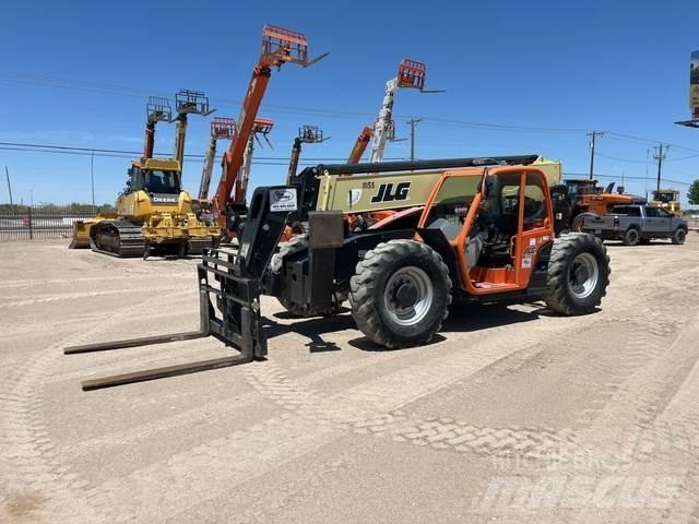 JLG 1043 Teleskoplastere