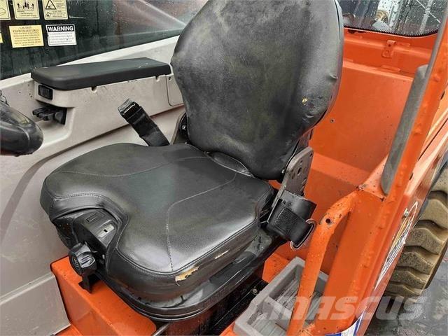 JLG 1055 Teleskoplastere