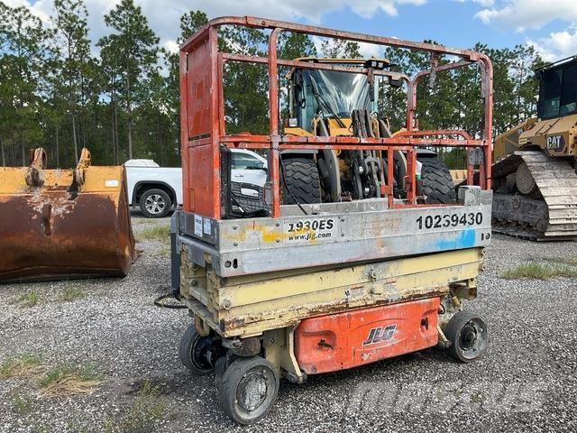 JLG 1930ES Sakselifter