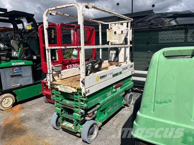 JLG 1930ES Sakselifter