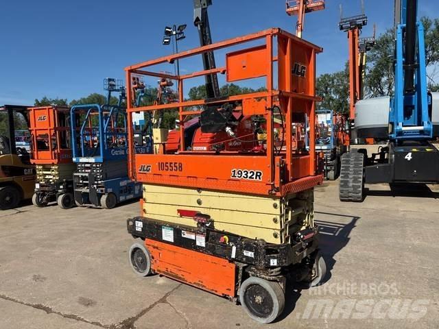 JLG 1932R Sakselifter