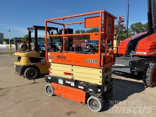 JLG 1932R Sakselifter