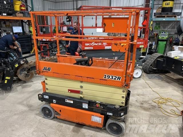 JLG 1932R Sakselifter