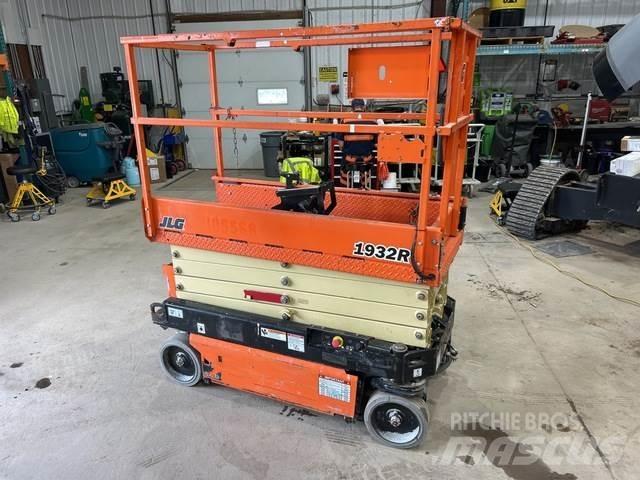 JLG 1932R Sakselifter