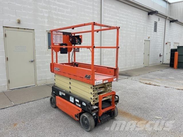 JLG 1932R Sakselifter