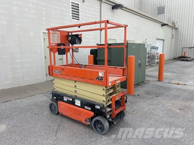 JLG 1932R Sakselifter