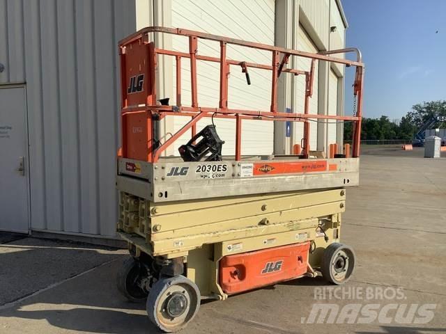 JLG 2030ES Sakselifter