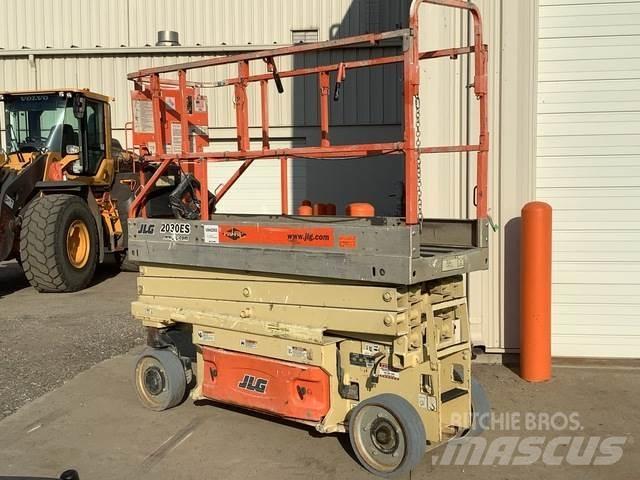 JLG 2030ES Sakselifter