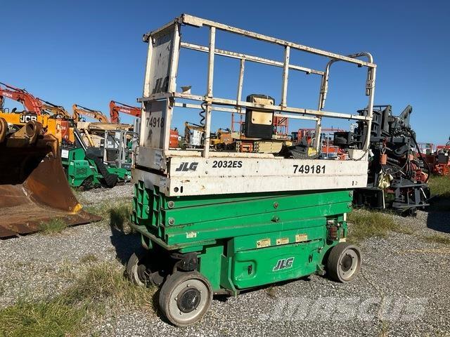 JLG 2032ES Sakselifter