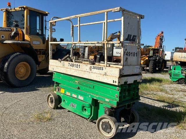 JLG 2032ES Sakselifter