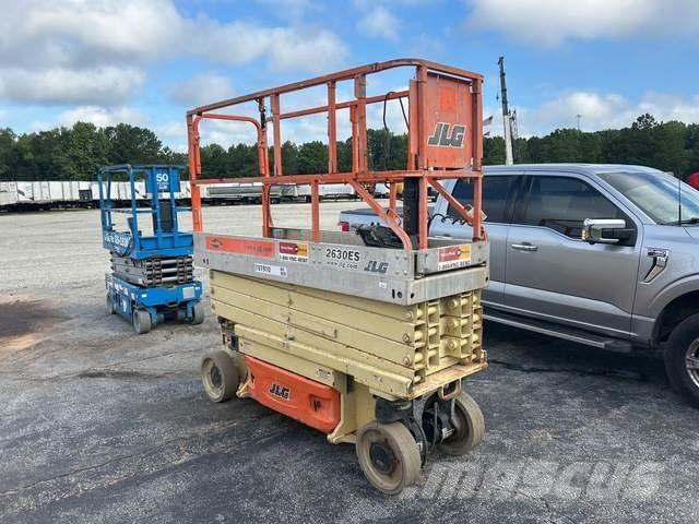 JLG 2630ES Sakselifter