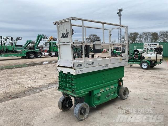 JLG 2632ES Sakselifter