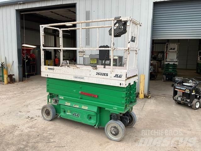 JLG 2632ES Sakselifter