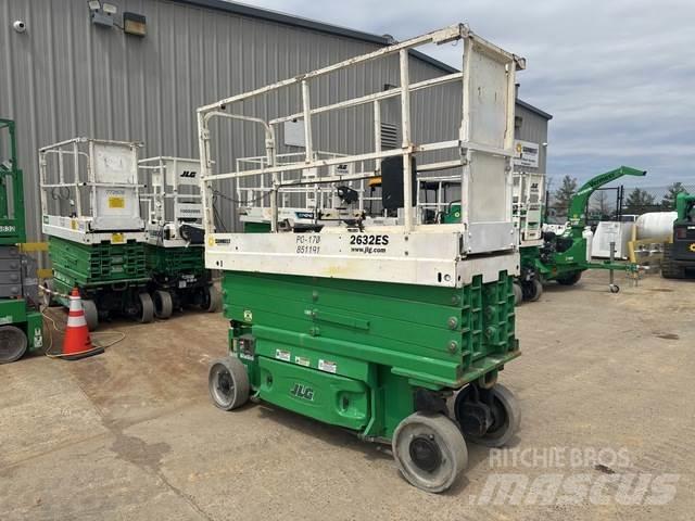 JLG 2632ES Sakselifter