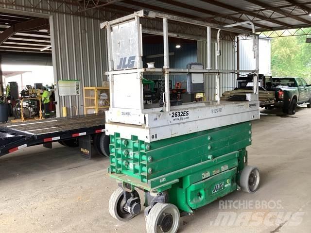 JLG 2632ES Sakselifter