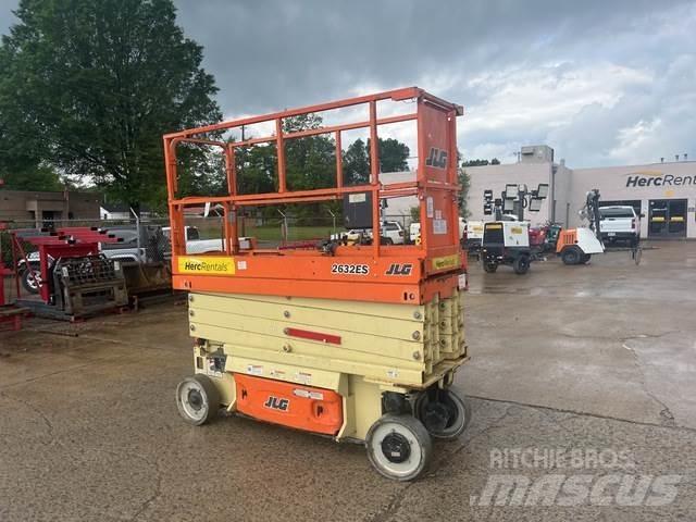 JLG 2632ES Sakselifter