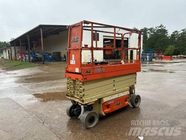 JLG 2632ES Sakselifter
