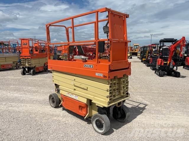 JLG 2632ES Sakselifter