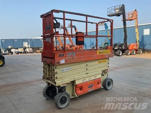 JLG 2632ES Sakselifter