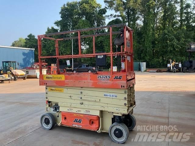 JLG 2632ES Sakselifter