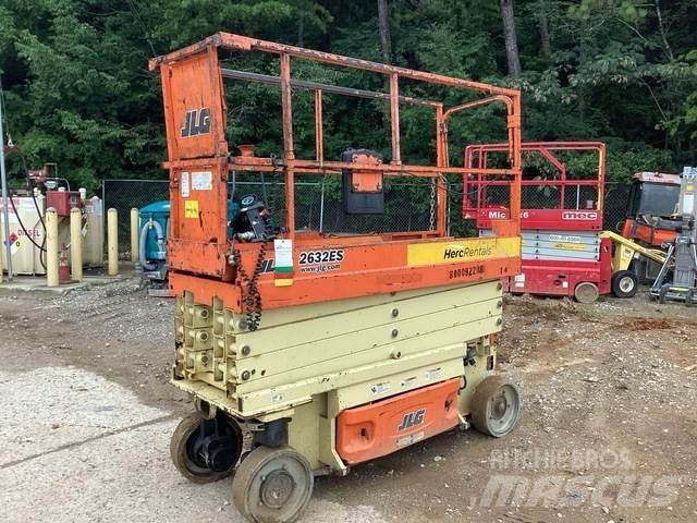 JLG 2632ES Sakselifter