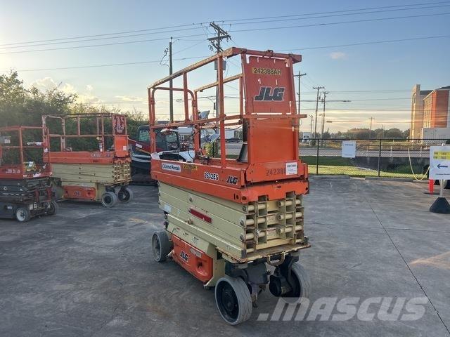 JLG 2632ES Sakselifter